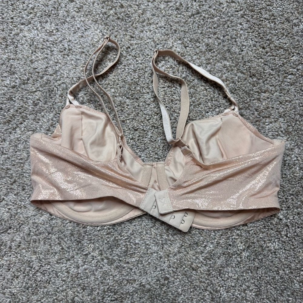 VICTORIA SECRET Crystal Shimmer Bra - Picture 3 of 5